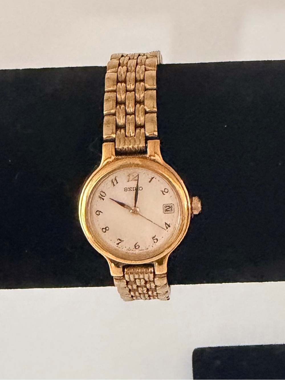 Seiko Gold Tone Watch with Day Date Calendar White Dial - Picture 7 of 14